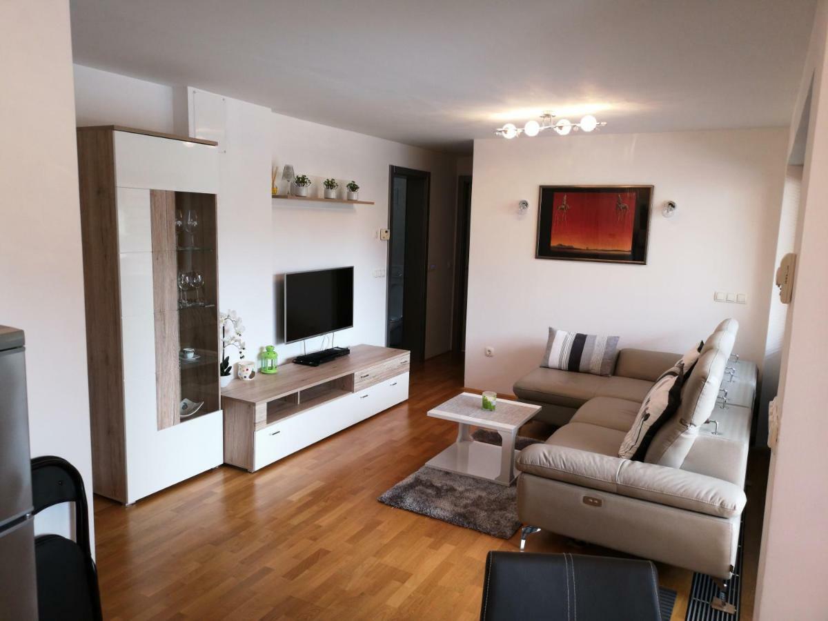 Apartma Lucijana Mojstrana Exterior photo